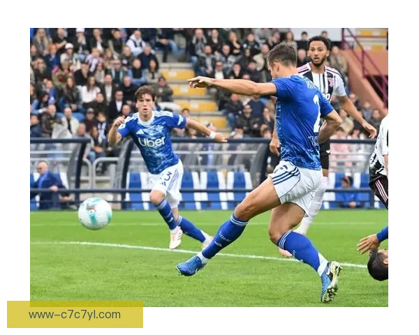 科莫赛场紧张七十分钟逐范奥利