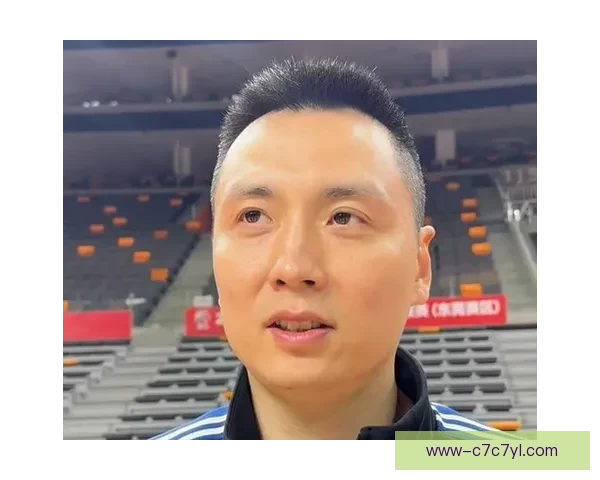 卢伟点赞传导球凸显球队深度 李弘权谦逊发言 卢伟点赞传导球凸显球队深度 李弘权谦逊发言